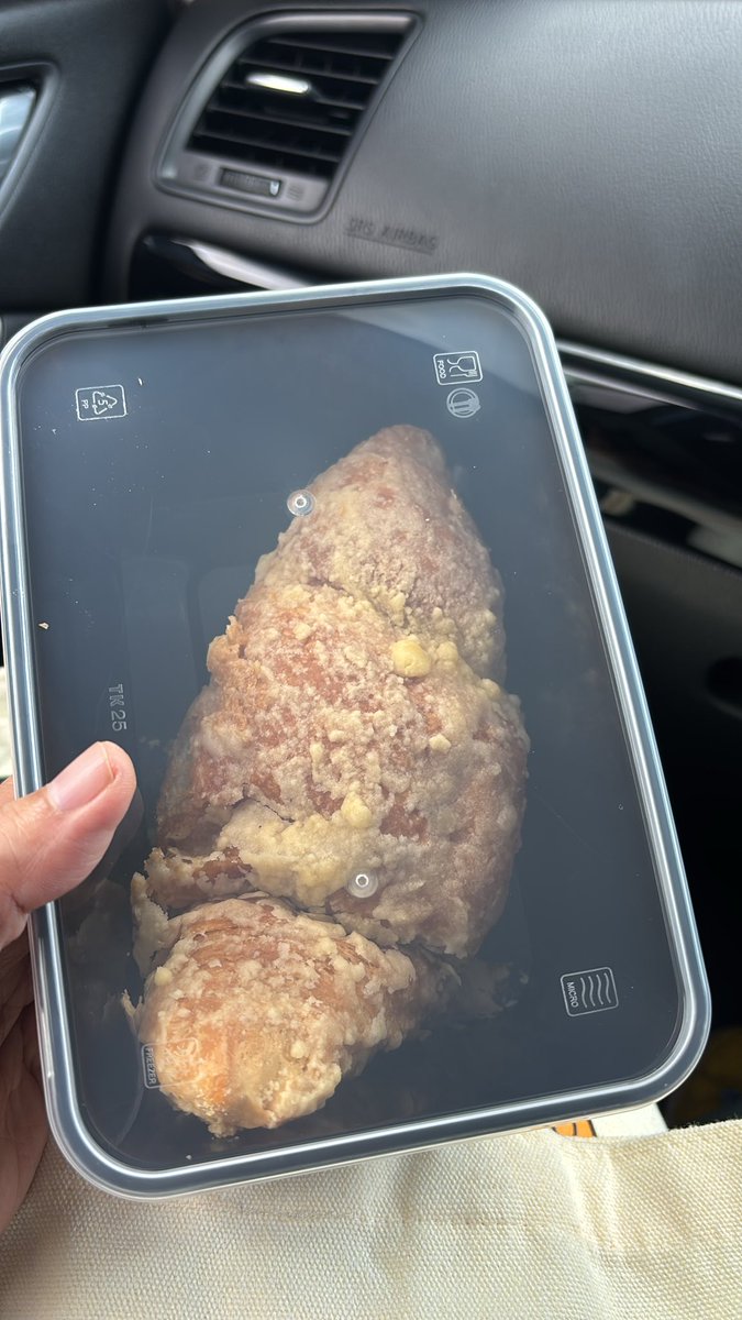 Ephi Rosa tweet media