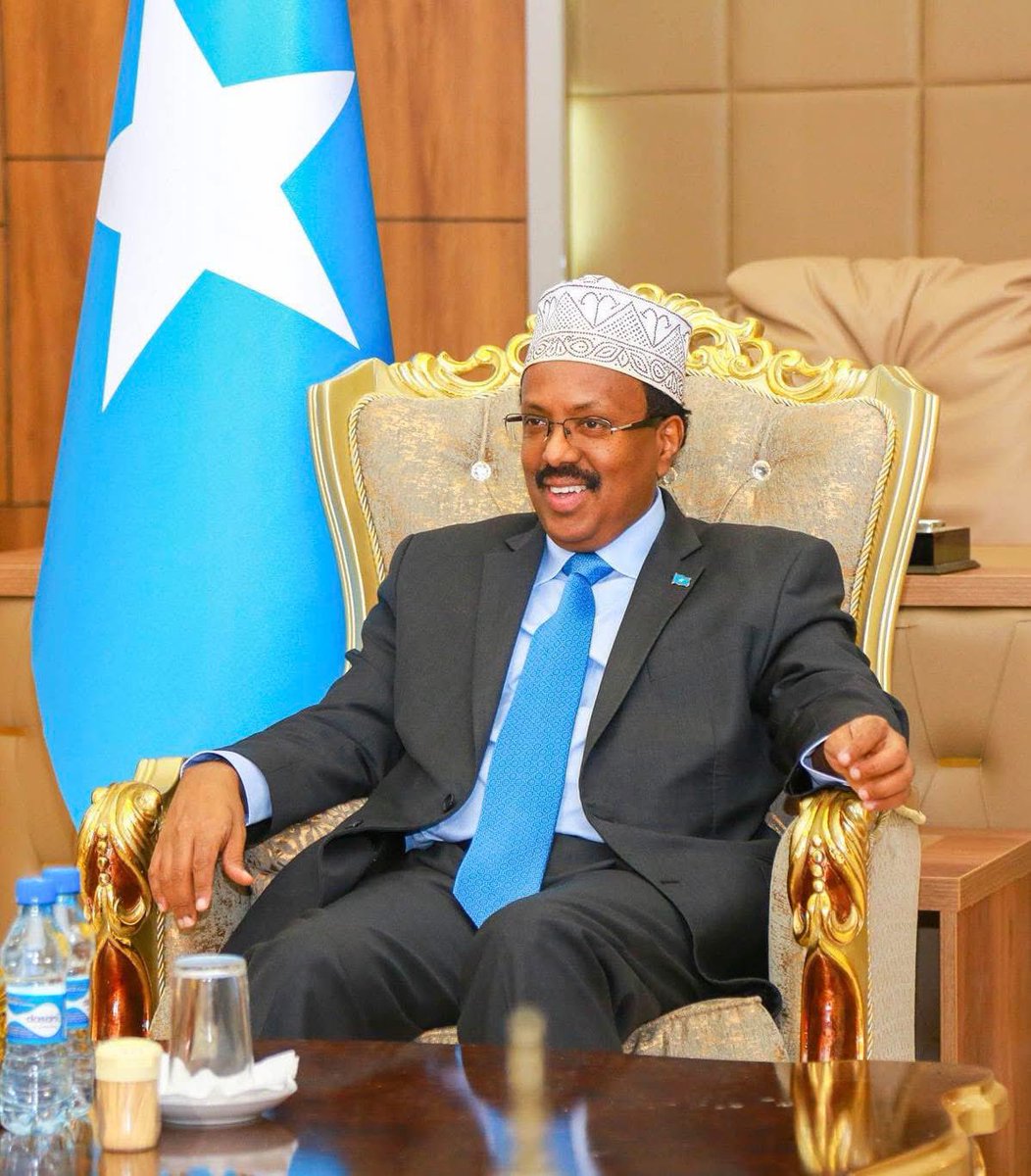 MW #Hsm maanta in uu uusan ka aqbalin mooryaan #deni &amp; argagixiye #Geedonaar in ey carqaladeeyaan amniga caasimada, oo ey sumcad dilaan sawirka caasimada 💯 wuu kusaxanyahay.

Shalayna in uu MW #Farmajo arinkaas yeelo wuu kuqaldanaa 💯.

Let’s call spade, a spade.