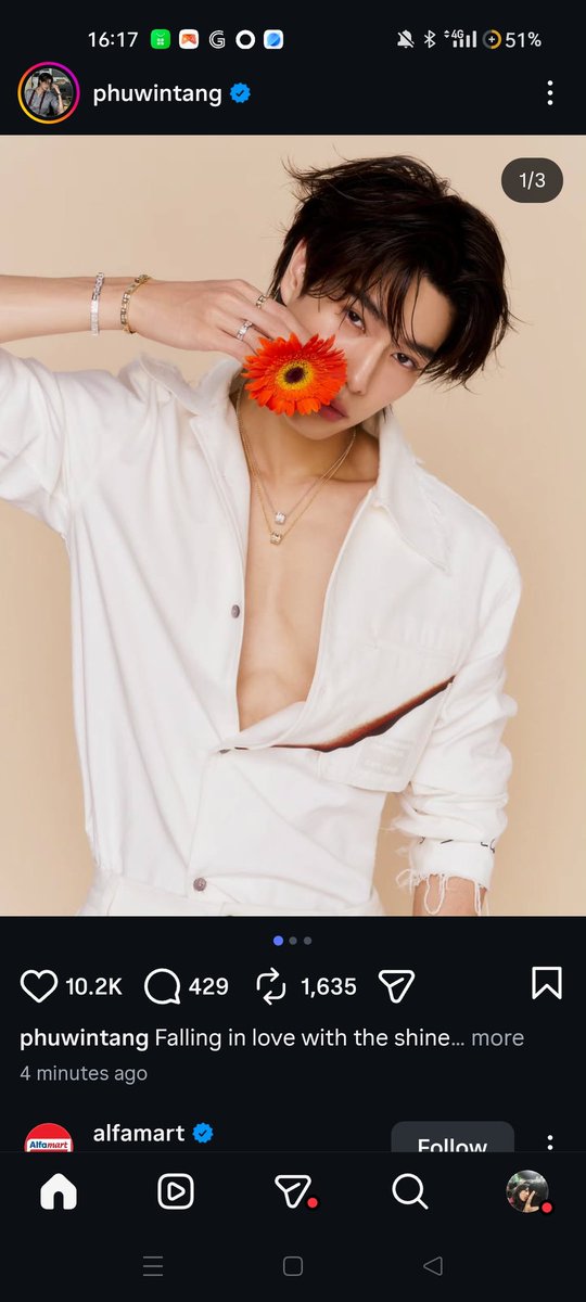 rainbowwwruby_'s tweet image. GW GAMAU GILAA SENDIRI, PHUWIN EDIT POSTINGAN NYA FOTONYA DI TUKER 😭😭😭

awalnya yang kiri di slide 1, terus ga lama di edit jadi yang slide muncul di feeds nya yang foto sama pond 😭😭😭 SUMPAH APA SIH PPW GACOR BANGETTT

#ppnaravit #phuwintang