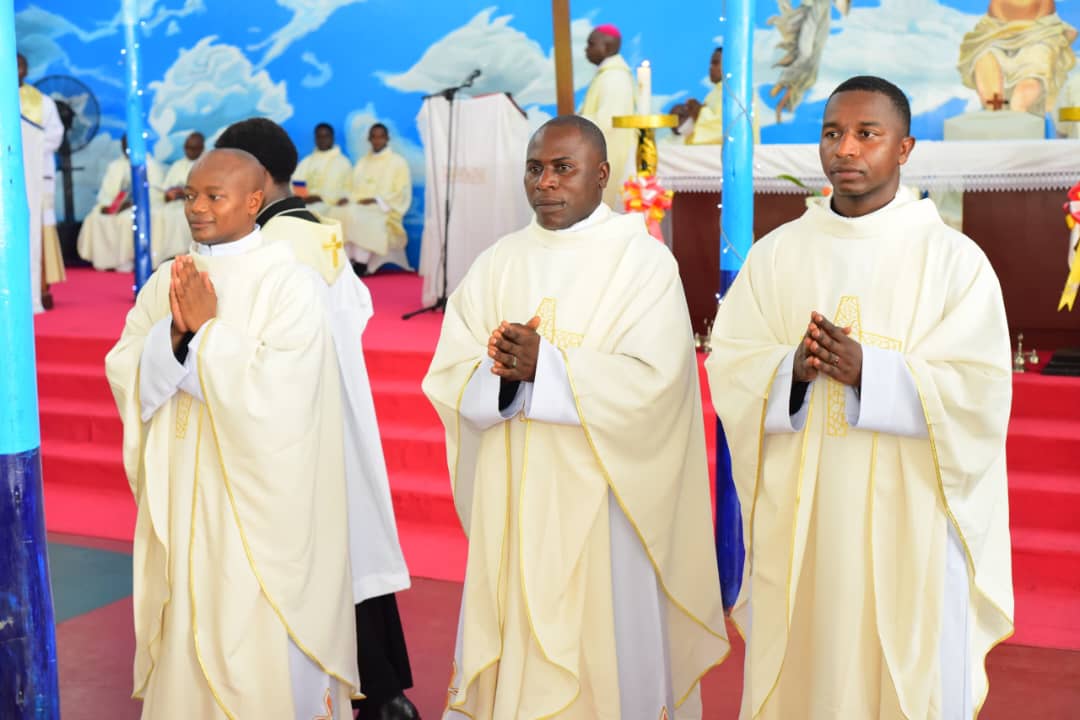 CPPSGaspar's tweet photo. We are happy to announce that three CPPS deacons were ordained priests on January 24th 2026 at Bl. Isdor Bhakanja Parish in the Catholic Diocese of Bagamoyo. Let us rejoice with the Tanzanian Province and the Church for this wonderful news. https://t.co/z8MNXnmWbw