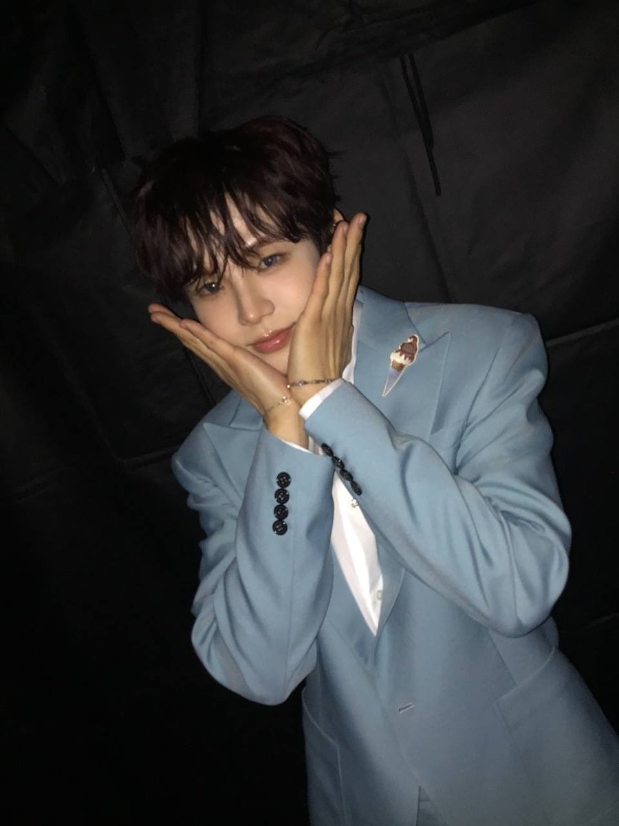 luvtaromi's tweet image. 아이쇼크림의 축복이 계속되네 🤍🤍🤍🤍🤍