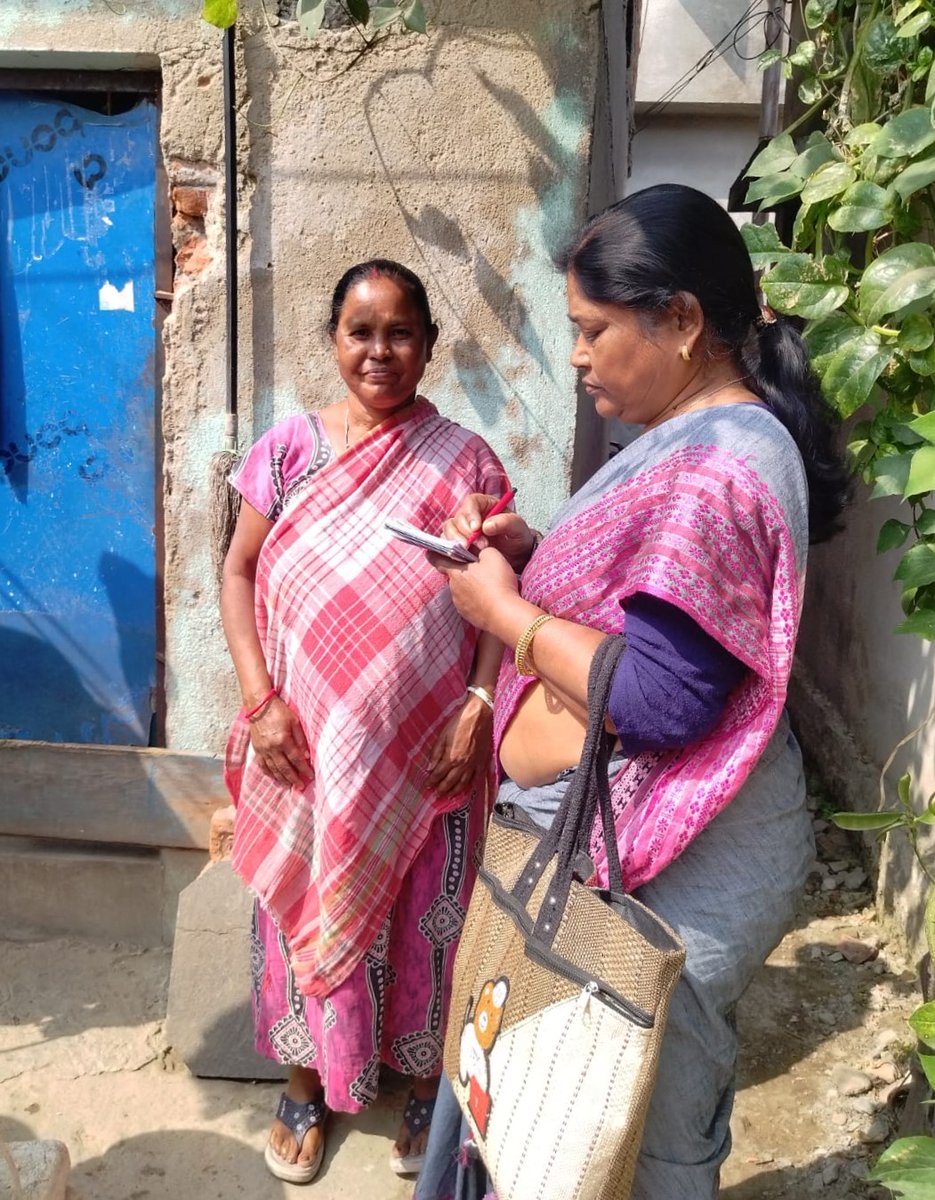 kmc_kolkata's tweet photo. A few pictures of the frontline workers of the Vector Control Team on duty across the city.
#VectorControlByKMC #KMConDuty https://t.co/rlkWRdVqa8