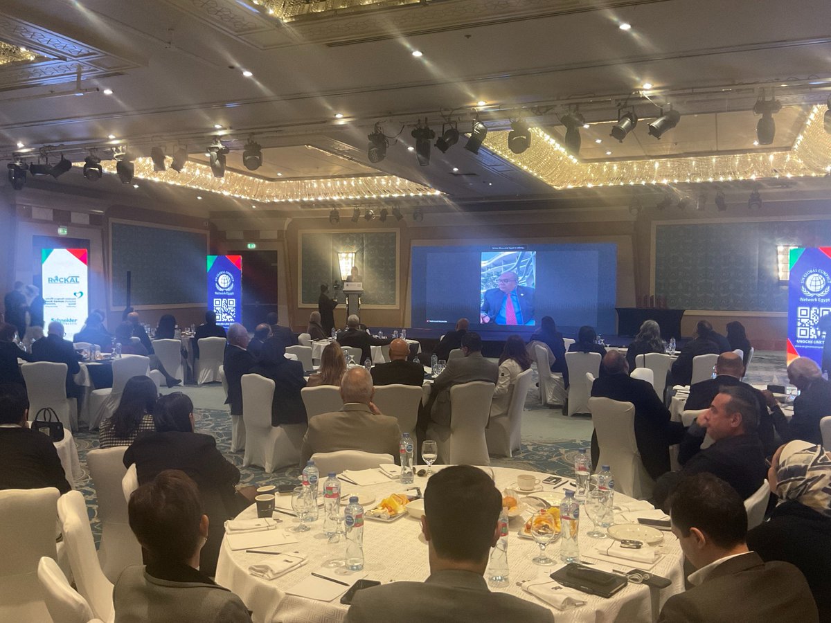 UNEgypt's tweet photo. #HappeningNow 
@UN Egypt's @elenapanovaUN joins business leaders and partners in Cairo to mark 25 years of the UN Global Compact in 🇪🇬—spotlighting the private sector’s role in advancing the #SDGs &amp; strengthening Egypt’s role in shaping a just &amp; green transition.
@MMohieldin27 https://t.co/GwdRILeEbE