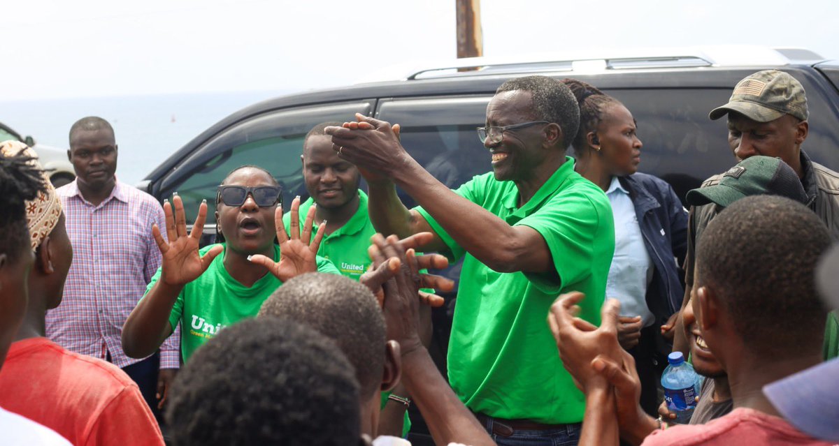 dkmaraga's tweet photo. The #UkatibaCaravan powered by your donations has commenced in County number 001, Mombasa. 

Led by the @UGMParty #YoungAspirantsLeague, this civic engagement is targeting registration of voters to meet the #GenZ15MillionStrong target #MaragaMashinani https://t.co/pc7WyaersP