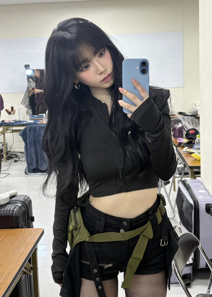 ujiminphoria's tweet photo. MYGOD KARINA??!? SHE’S SO FINE https://t.co/XnYjVhCMgv