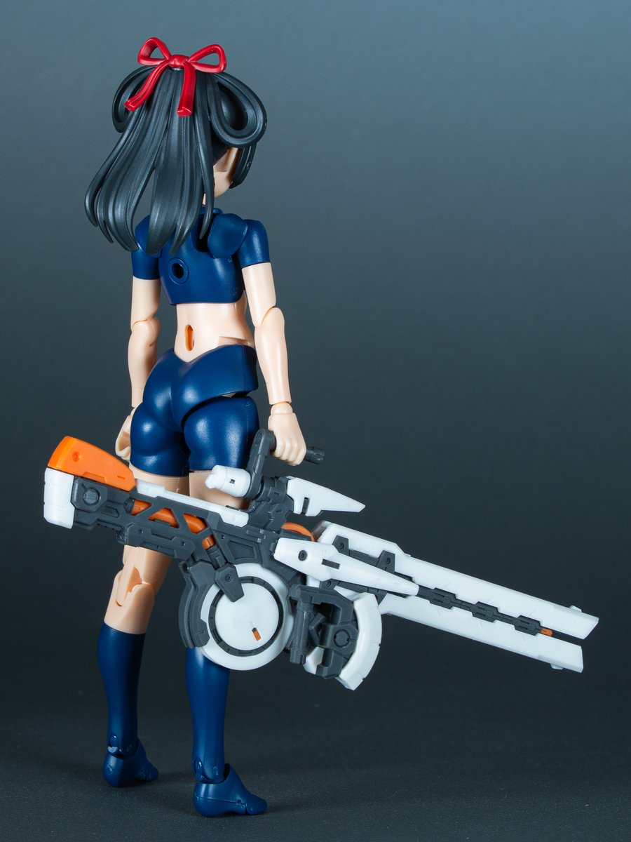 【WF2026w新作】レーザーキャノン"フォトンレイ"(イベント価格4000円)

担いで発射するタイプのレーザー砲です！バレル部分は差し替え無しで展開します。白、グレー、オレンジの3色3Dプリント成型品です。

ワンフェス2026冬は4-01-01「無機物☆あんこ」にて販売します～！