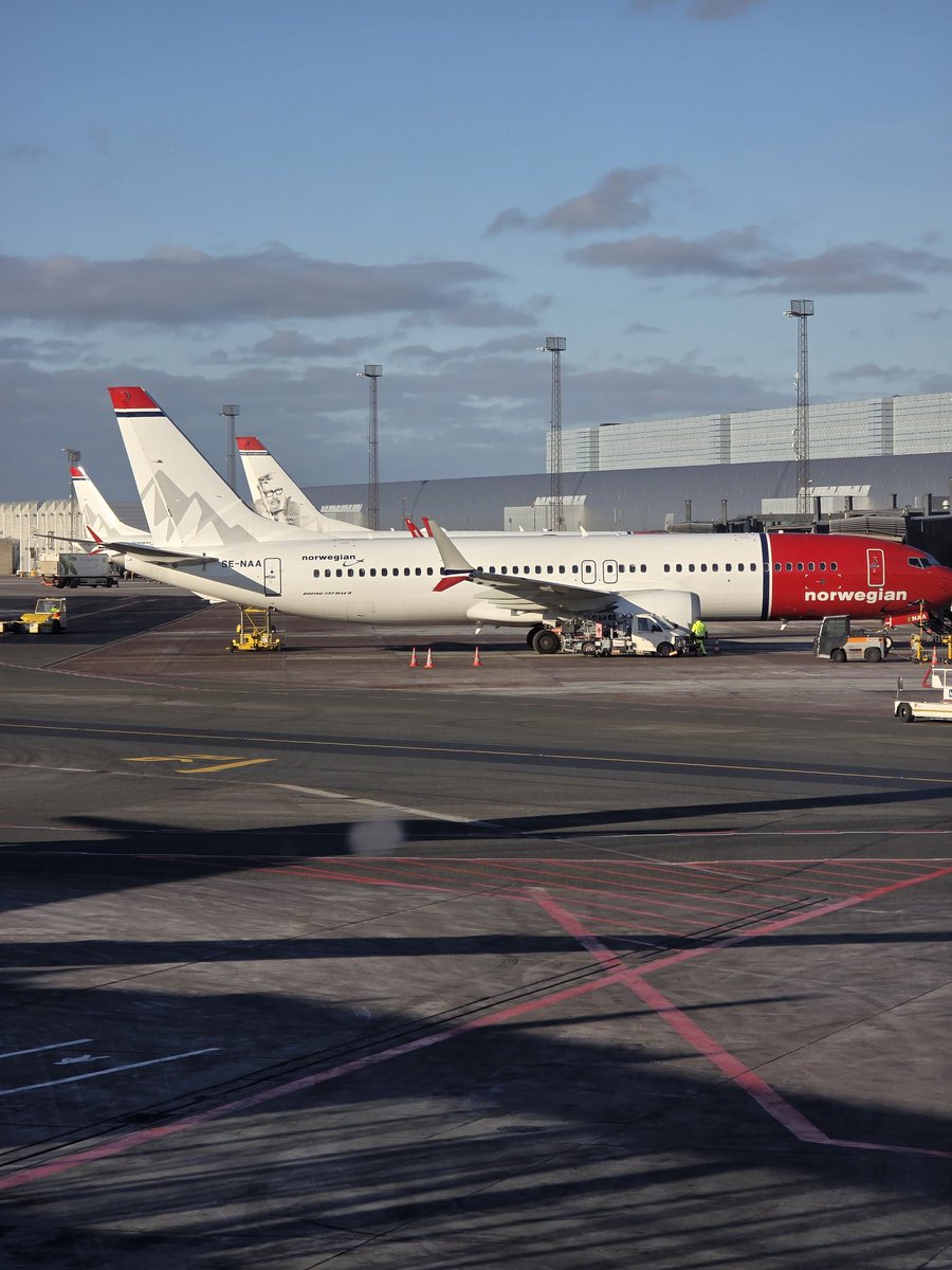 Returning home. Malmo and the people in Sweden made me feel like home. But I'm starting to miss my 30°C and 90% humidity.