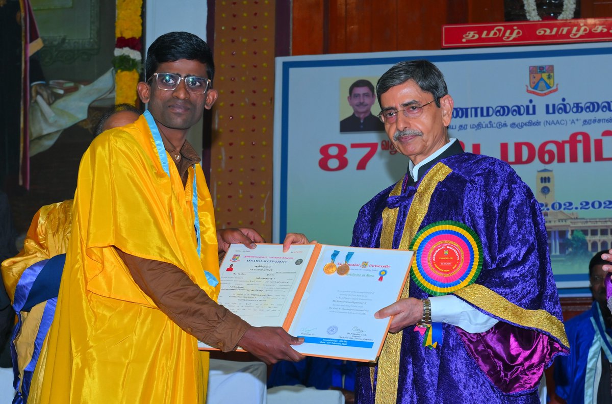 lokbhavan_tn's tweet photo. At the 87th Annual Convocation of Annamalai University, Cuddalore, Governor-Chancellor Thiru R. N. Ravi awarded degrees to 36,829 students. 
Heartiest congratulations to all the graduates, their proud families and devoted teachers!

#AnnamalaiUniversity #Convocation #Chancellor #GovernorRavi #LokBhavan #TamilNadu