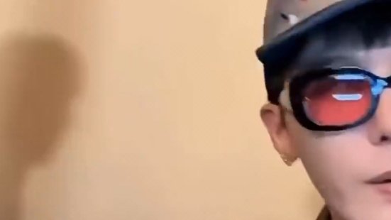 mastermistres14's tweet image. Daesung's shadow heheehe.

The amount of dopamine in my system because of this 12second video right now is unbelievable.