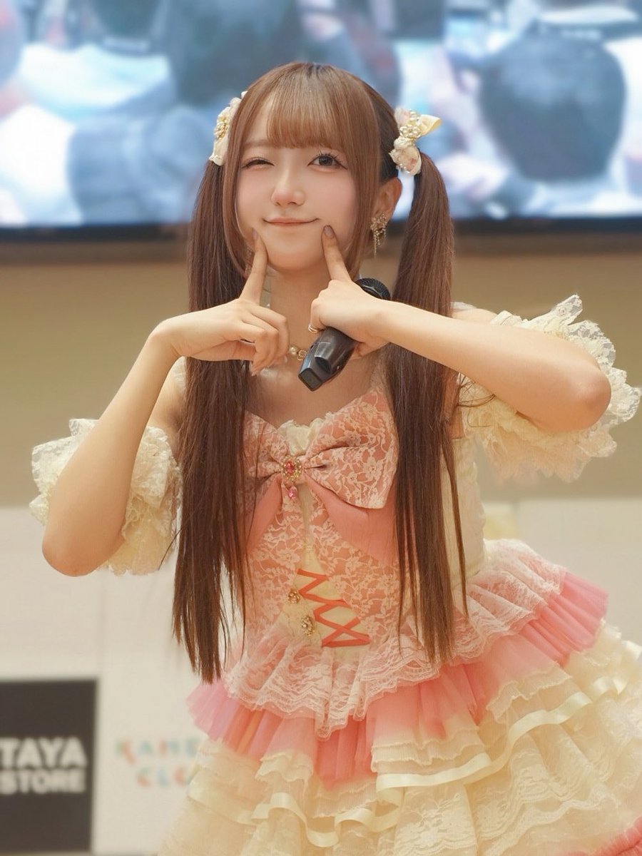 にわかに信じ難いですが、24歳から
ツインテールする頻度が増えましたので、 
いつか「ツインテールのアイドルといえば」
で名前をあげてもらえるくらいになれたらと
#ツインテールの日2026