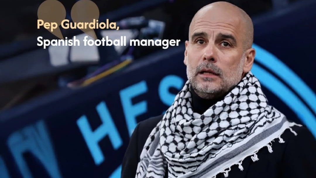TurkMedyaAjansi's tweet photo. Barcelona'da Kefiye Takan Teknik Direktör Pep Guardiola ;

"Ben Tarafsız Değilim, Ben Filistinliyim.."