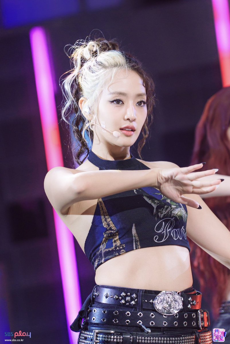 MINNIE NOTE tweet media