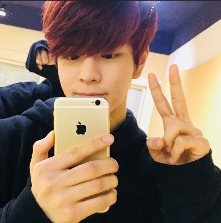 iheartbbokari's tweet photo. hi I'm angelie, looking for more interactive moots ! 

— she/her, minor, filo, makulit
⤷ bigyan niyo na ako ng staygene (kahit sino ka pa) friends
  ⤷ ako na ‘to oh 
★ not new to #kpoptwt #stantwt
♡/↺ to spread ! https://t.co/VP9BlWYYsB