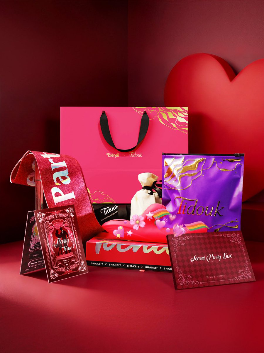 If someone slipped a card into your hand,
and it read:

Please don’t.

Please don’t go upstairs.
Please don’t open the door.
Please don’t ___ #me.

What would you do?
#Tidouk × #Toendi
A story gift set
is about to begin.

This time,
please don’t stop.