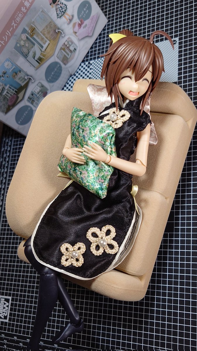 グランデスケール創彩少女庭園清純派コーデあおちゃんにソファを