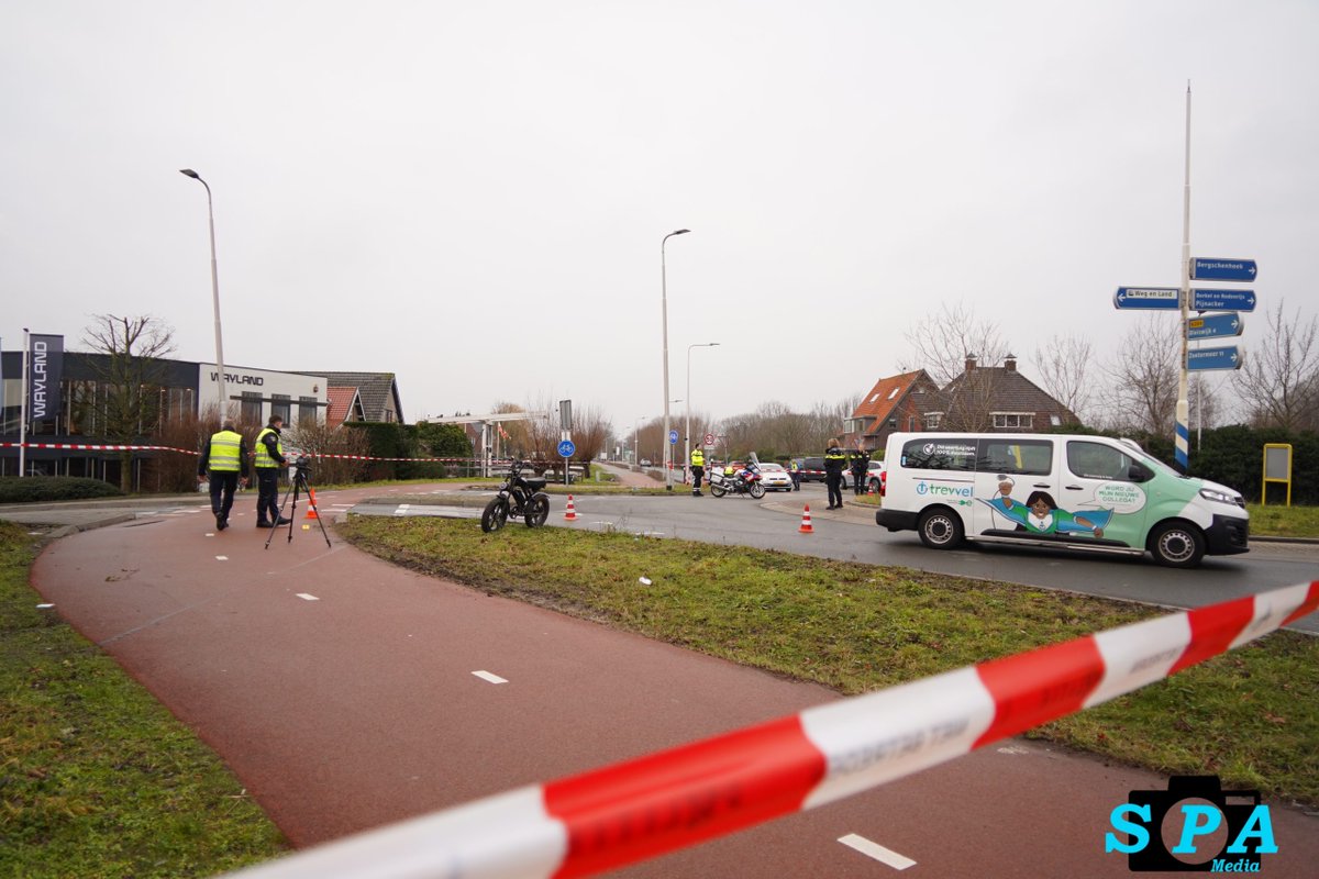Fietser zwaargewond na aanrijding met taxi