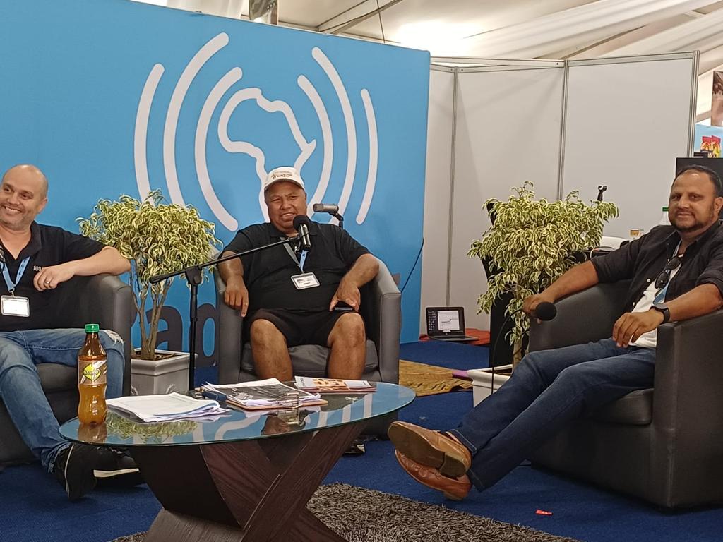 Ismail Teladia tweet media