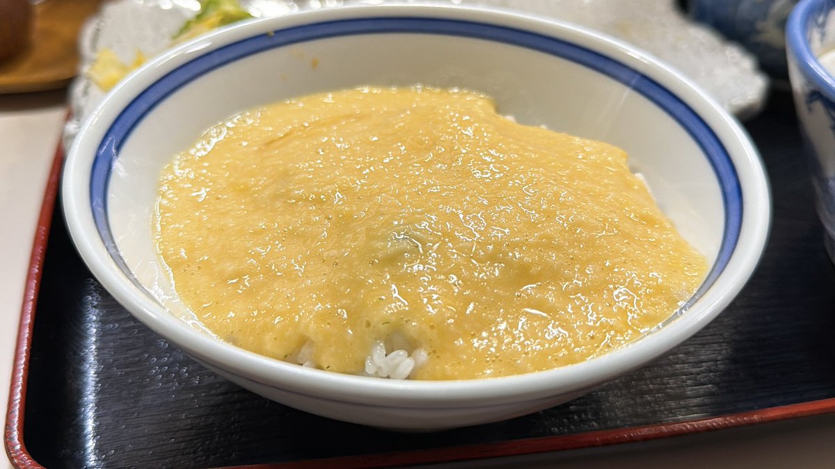 東池袋で見つけた牛タンの隠れた名店、炭火で丁寧に焼いた牛タンが美味すぎて、とろろも謎に旨くて最高…これもうほぼ仙台…