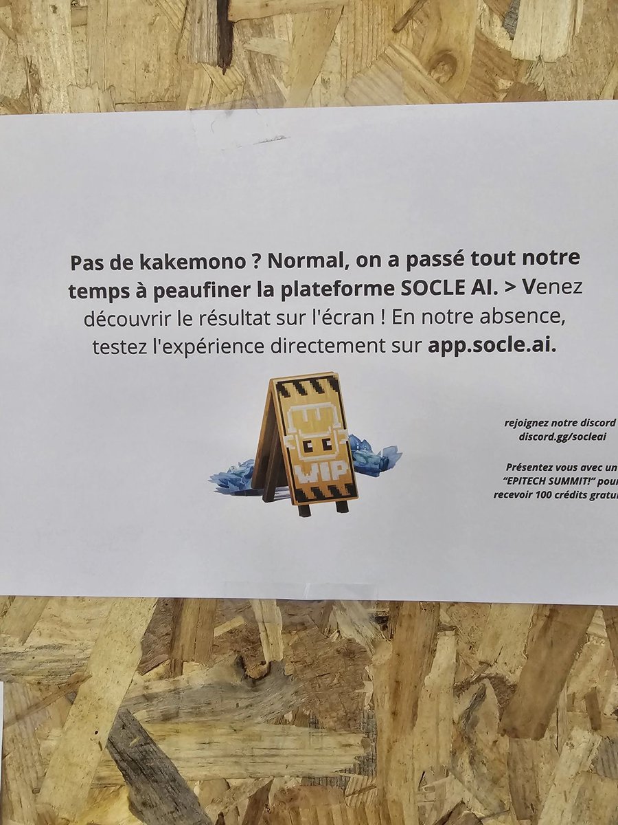 DeAlmeidaBenja2's tweet photo. Quand tu te présentes à un salon tech. Je me demandais quoi faire pour mon stand. let's go pour une petite  réf #Hytale . 

merci pour l'invitation #Epitech ! https://t.co/oHc1uvcZjQ