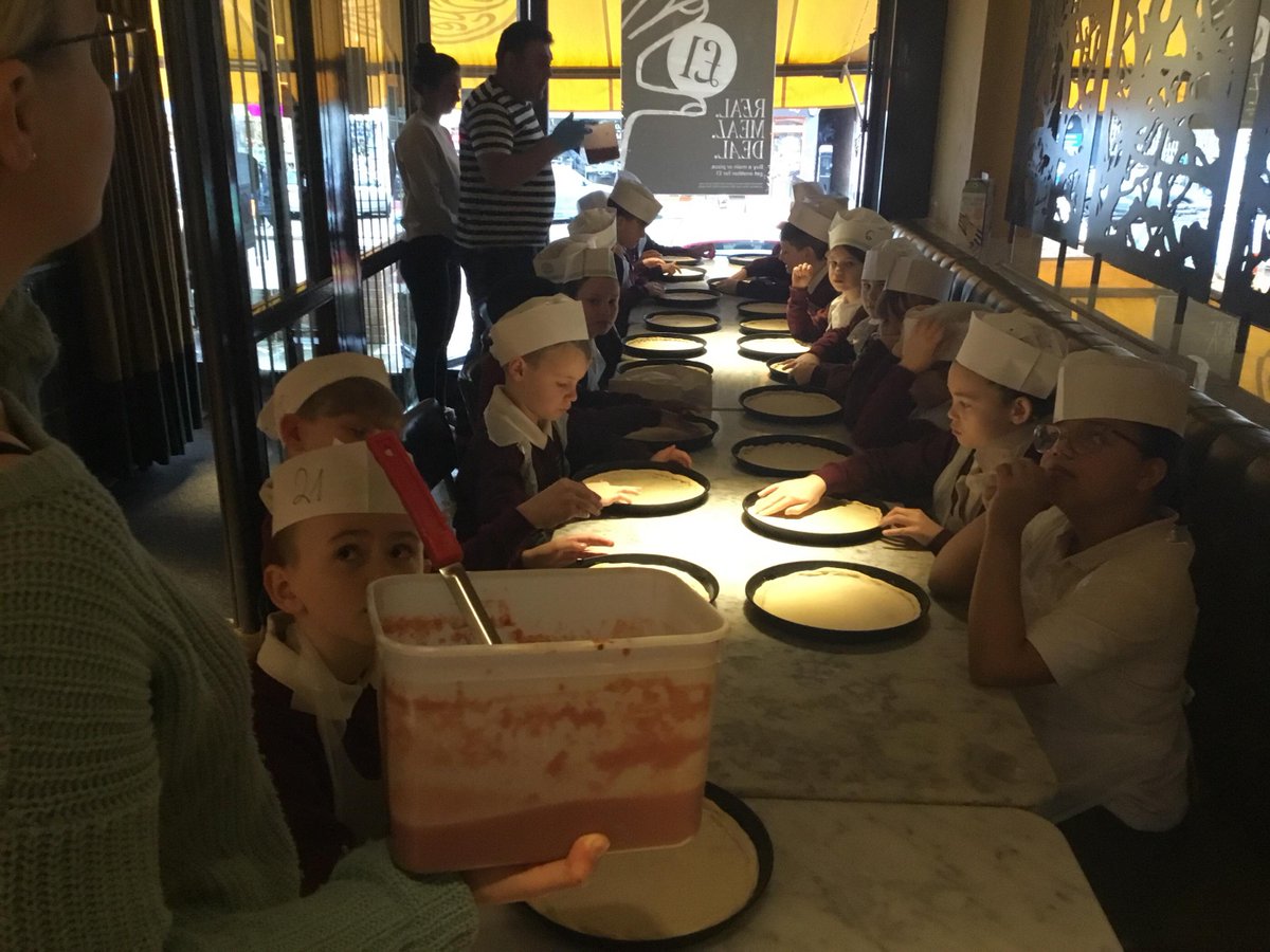 Year 4 had a fantastico time at <a href="/PizzaExpress/">PizzaExpress</a> last week, rolling dough, choosing toppings and learning all about Italian food as they launch their new topic Bella Italia! 🇮🇹🍕Such a brilliant hands‑on start to their learning.