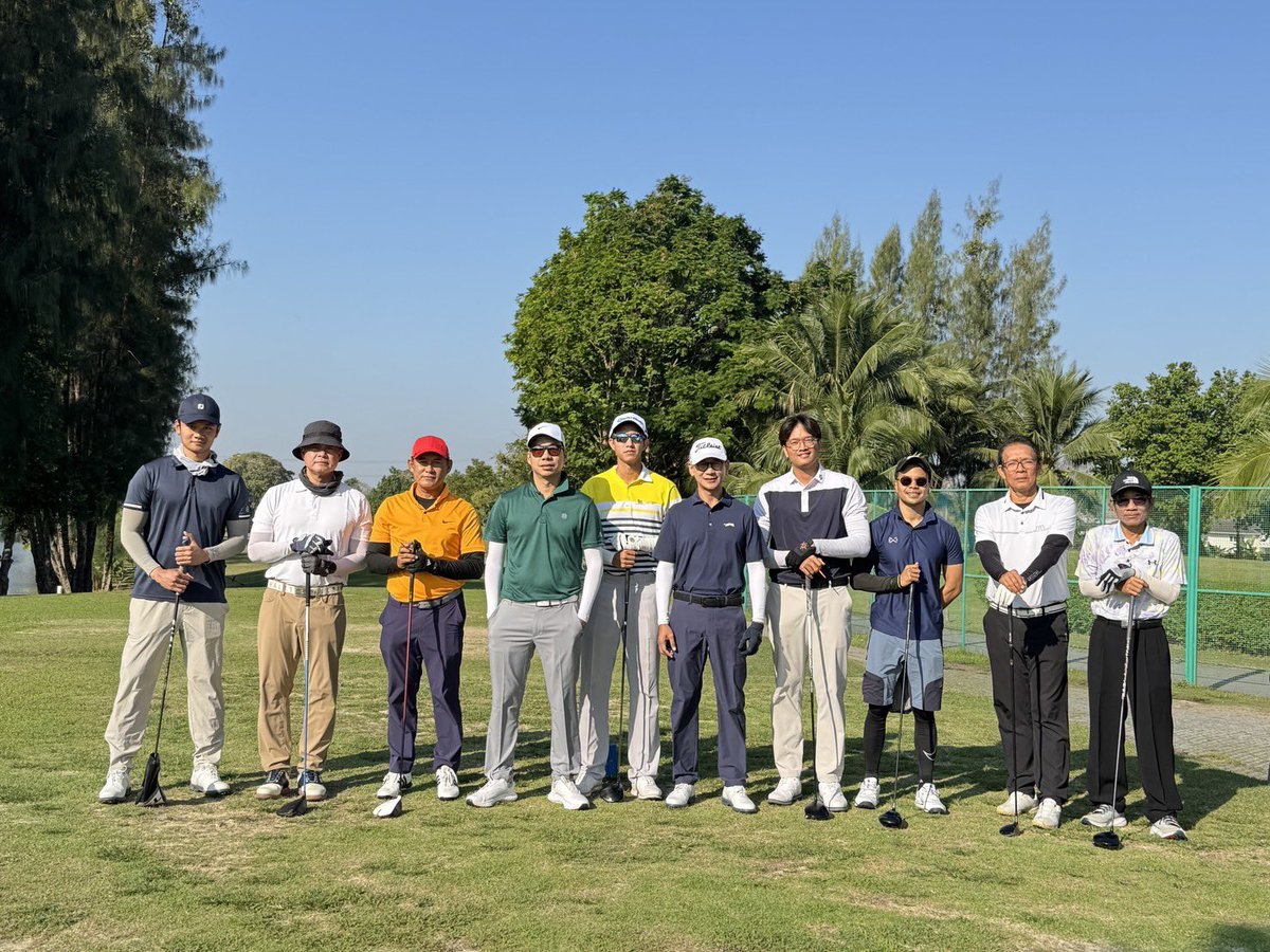 RSUVista's tweet photo. ⛳️ RSU Vista Golf Course is 
proud to welcome
🏌️‍♂️🏌️‍♀️ the Aeronautical Radio Golf Club Tournament ✈️📡
Precision signals, perfect shots, birdies all around! 🐦
🕘 Tee Off: 09.00 AM
📅 Feb 2, 2026
📍 Thailand

☎️ 02-997-8501-6 | 🆔 @rsuvistagolf

#RSUVistaGolfCourse #GolfThailand https://t.co/kLpUGMMY9c