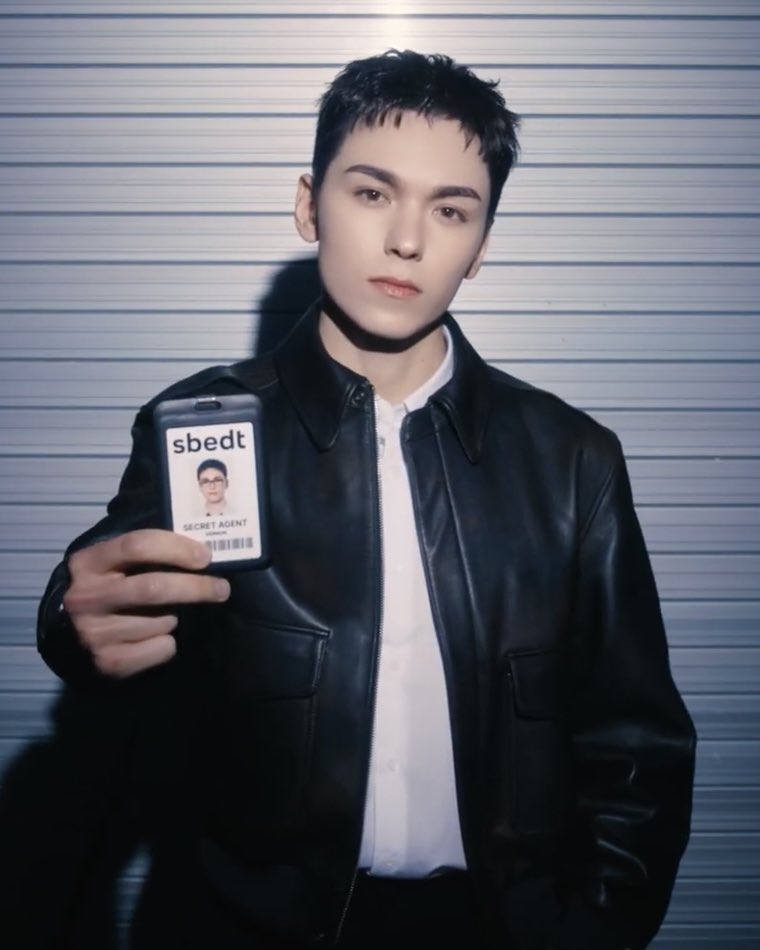 🎧 (@vernonsource) on Twitter photo 