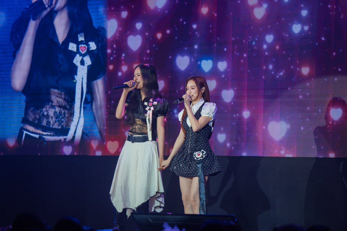 Hearts did drop from all the kilig happenings at #MilkLoveHeartdropInManila 🥰
Thank you Filo-MuvMuvs for your incredible support!

This fanmeeting truly felt like a celebration of MilkLove and MuvMuvs, officially five years strong this 2026. 💚🩷

Here's to more milestones with