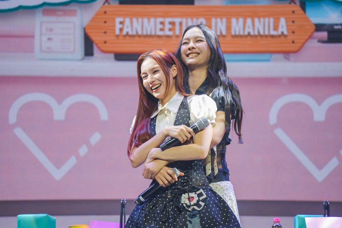 cdmentph's tweet photo. Hearts did drop from all the kilig happenings at #MilkLoveHeartdropInManila 🥰
Thank you Filo-MuvMuvs for your incredible support!

This fanmeeting truly felt like a celebration of MilkLove and MuvMuvs, officially five years strong this 2026. 💚🩷

Here's to more milestones with MilkLove and here's to more heartdrop moments that will fill your life with kilig. 🫶

#MilkLove #มิ้ลค��เลิฟ
#GMMTV #CDMEntertainment

More photos here: https://t.co/g6FHiCepc1