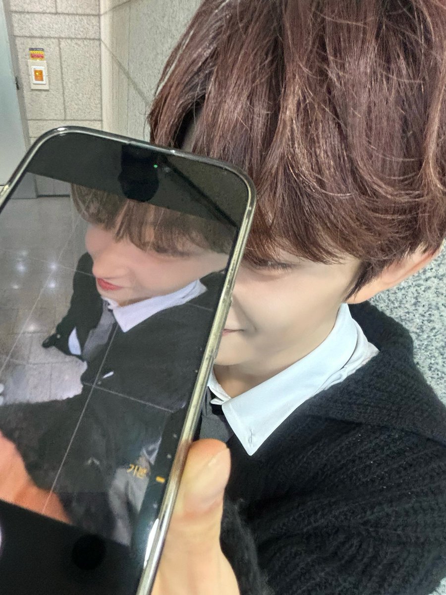 260202 알디원 플챗 포스트 #건우 

광각샷 유망주