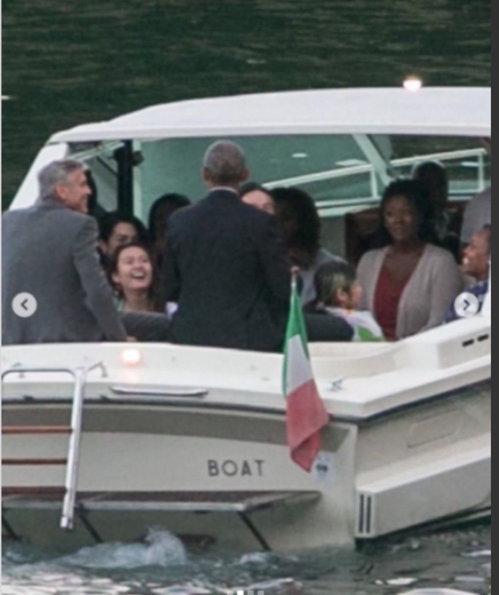 Ox_Webb's tweet photo. @Eng_china5 Whoever owns this account is a POS!! This was a family event https://t.co/wDQIT5chZI