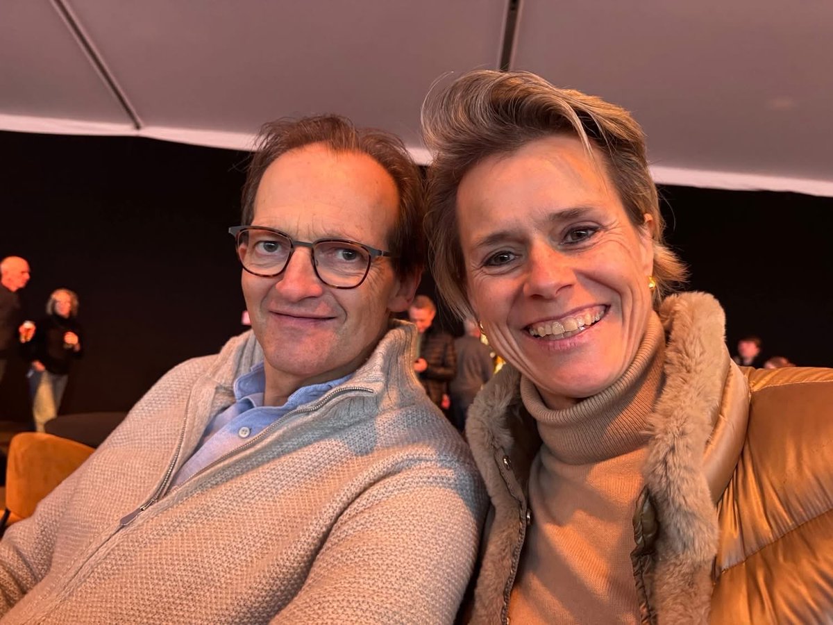 Met Energetica Natura en hun klanten naar het WK Cyclocross te Hulst. Wat een feest, op en naast de fiets! 😍 Dank .🙏 ⁦<a href="/DannyDigneffe/">Danny Digneffe</a>⁩ @geertschoenmakers #energeticanatura