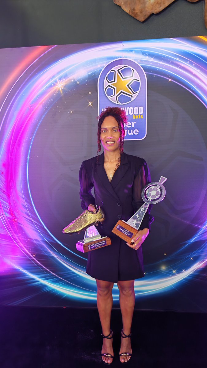 Champions on and off the field 🏆✨
Congratulations to Dineo Magagula and Leandra Smeda for bringing home top honours at the Hollywoodbets Super League Awards. Well deserved!

#Siyadumuza 
#TheRockets 
#TSG