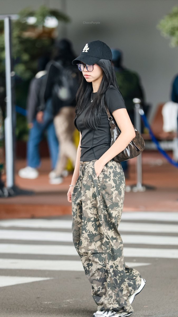 chocolatpurple's tweet image. Aralie🖤