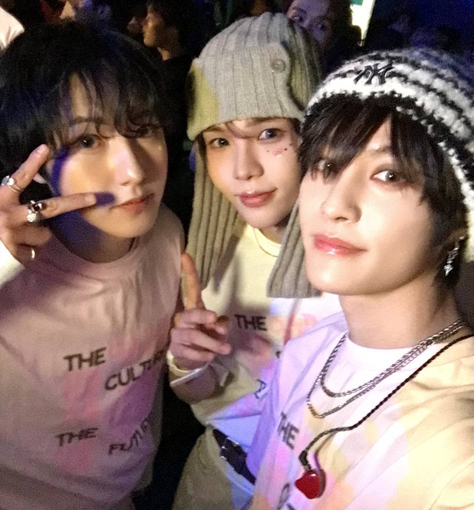 YANGYANGLIU_TH's tweet photo. 260202 ✤ SHOTARO’S WEVERSE UPDATE

RENJUN SHOTARO YANGYANG

🔗 https://t.co/eenMbadxsC

✨🦊🧋🐑✨
💖00z BFF💖

#YANGYANG #양양 #刘扬扬 #ヤンヤン 
#WayV #NCT https://t.co/Jcn69R2XVH