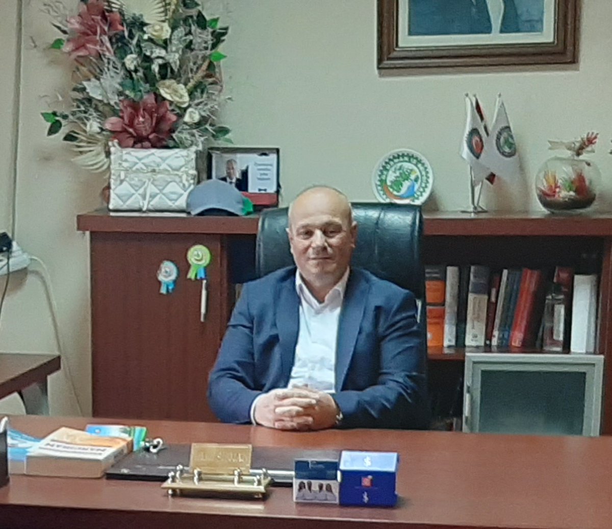 11 ayın sultanı Ramazan-ı Şerif'in müjdecisi Berat Kandilimizi tebrik eder; Dünyaya barış, kıymetli Üyelerimize ve tüm İslam Alemi'ne sağlık, huzur ve bereket getirmesini Yüce Rabbim' den niyaz ederim. Öz Orman-İş Sendikası
Sakarya Bölge Başkanı  İSLAM ŞİŞMAN