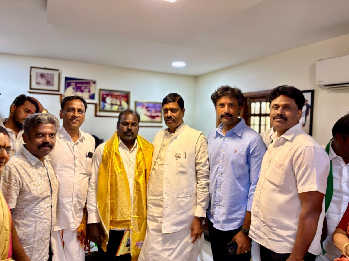 Vinoj P Selvam tweet media