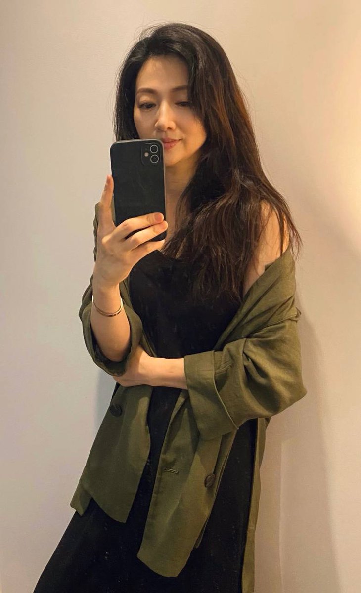 其实圈子的夫妻，也是有很多不一定是只约夫妻的，也有约单的，不过，卡得很严，否则别人不会约的。 https://t.co/rYAk3rH2iP
