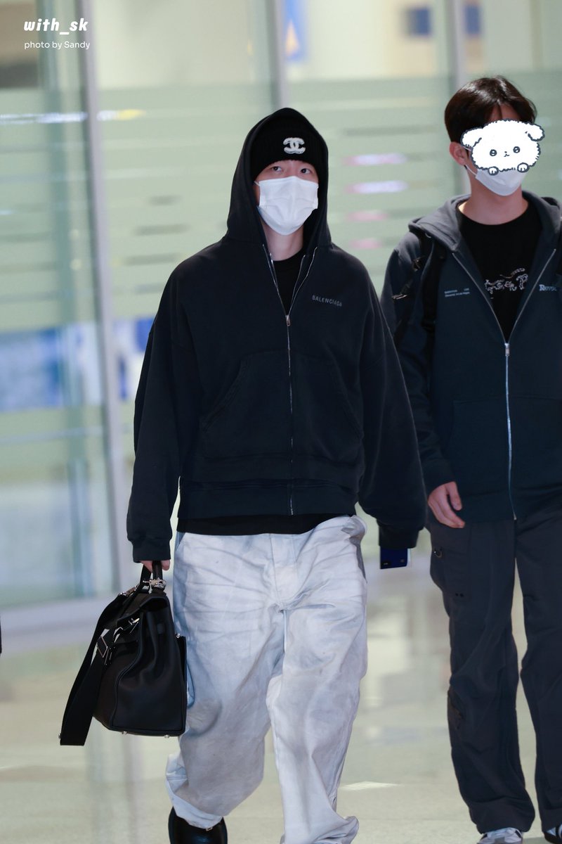 𝐰𝐢𝐭𝐡_𝐬𝐤 tweet media