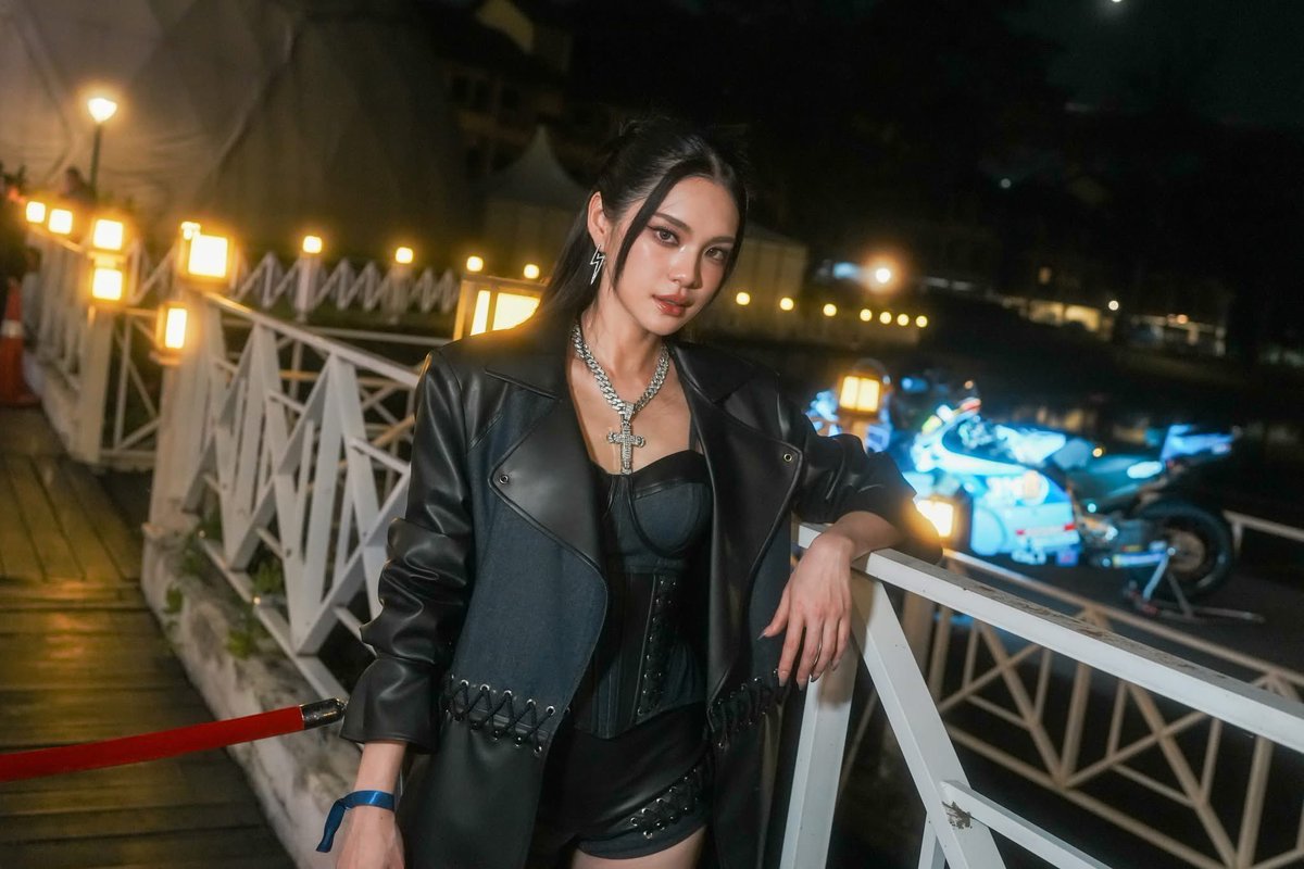 ได้มีโอกาสมาร่วมถ่ายงานกาล่ากับคุณเฌอปรางที่มาเลเซีย..สวยจึ้ง จิกกล้องแตกกันไปเลยจ้าา 

#CherprangAreekul
#MotoGP2026xCherprang
#MotoGP #BK8NEWS