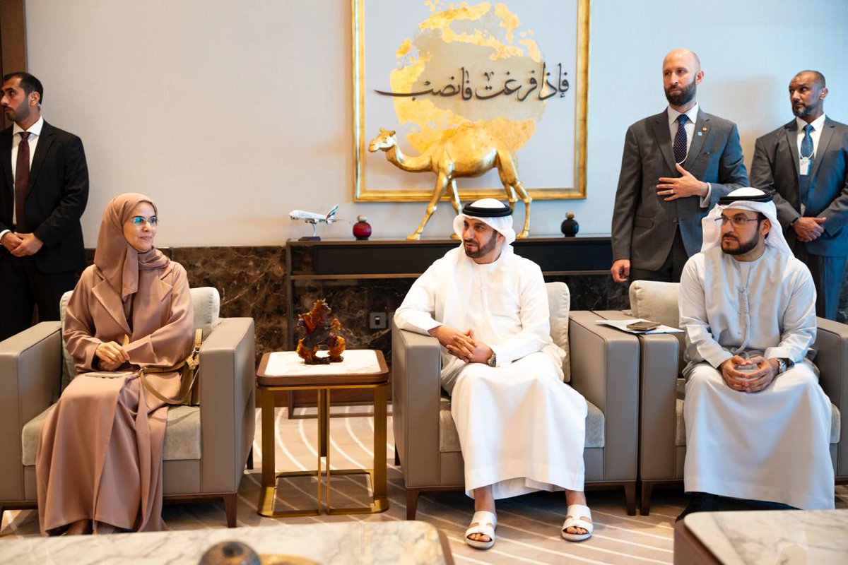 Santiago Peña tweet media