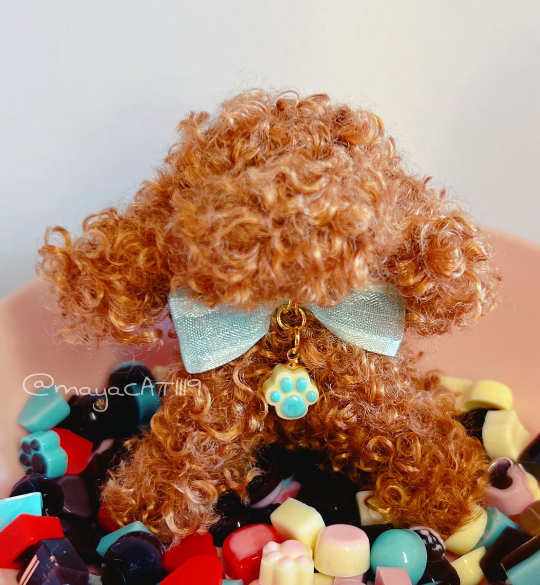 mayaCAT1119's tweet image. リボンつけに苦戦してちょっと
もけもけになってしまった
完成✨
あ、もう目も鼻もつけません

 #モールドール
 #トイプードル
 #firstwork