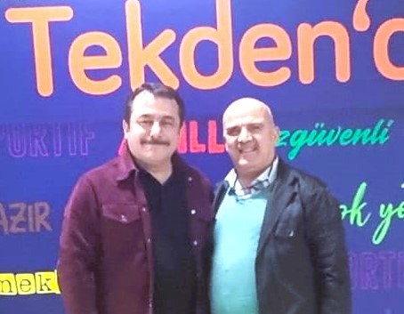 ozkurbir's tweet photo. Üye Ziyaretleri Devam Ediyor

Üye ziyaretleri kapsamında, Yönetim Kurulu Üyemiz Adem Doğan, derneğimizin kıymetli üyelerinden Tekden Okulları’nı ziyaret ederek, okulun üst düzey yöneticisi Nuri Özkan ile bir araya geldi.

Samimi ve verimli bir atmosferde gerçekleşen ziyarette; eğitimde kaliteyi artırmaya yönelik çalışmalar, özel öğretim kurumlarının güncel ihtiyaçları, sektörün karşılaştığı ortak sorunlar ve çözüm önerileri ele alındı. Ayrıca, kurumlar arası iş birliğinin güçlendirilmesi ve eğitimin geleceğine dair vizyoner yaklaşımlar üzerine karşılıklı görüş alışverişinde bulunuldu.

Yönetim Kurulu Üyemiz Adem Doğan, Tekden Okulları’nın eğitim alanındaki başarılı çalışmalarını yakından takip ettiklerini belirterek, dernek olarak üyelerle güçlü iletişimi ve dayanışmayı önemsediklerini ifade etti. Nuri Özkan ise ziyaretten duyduğu memnuniyeti dile getirerek, bu tür buluşmaların sektörün gelişimine önemli katkılar sunduğunu vurguladı.

Gerçekleştirilen ziyaret, karşılıklı iyi niyet temennileri ve hatıra fotoğrafı çekimiyle sona erdi.

@rehberpsikolog @tekdenkolejikayseri @tekdenkolejiistanbul #mektepdergisi #özkurbir