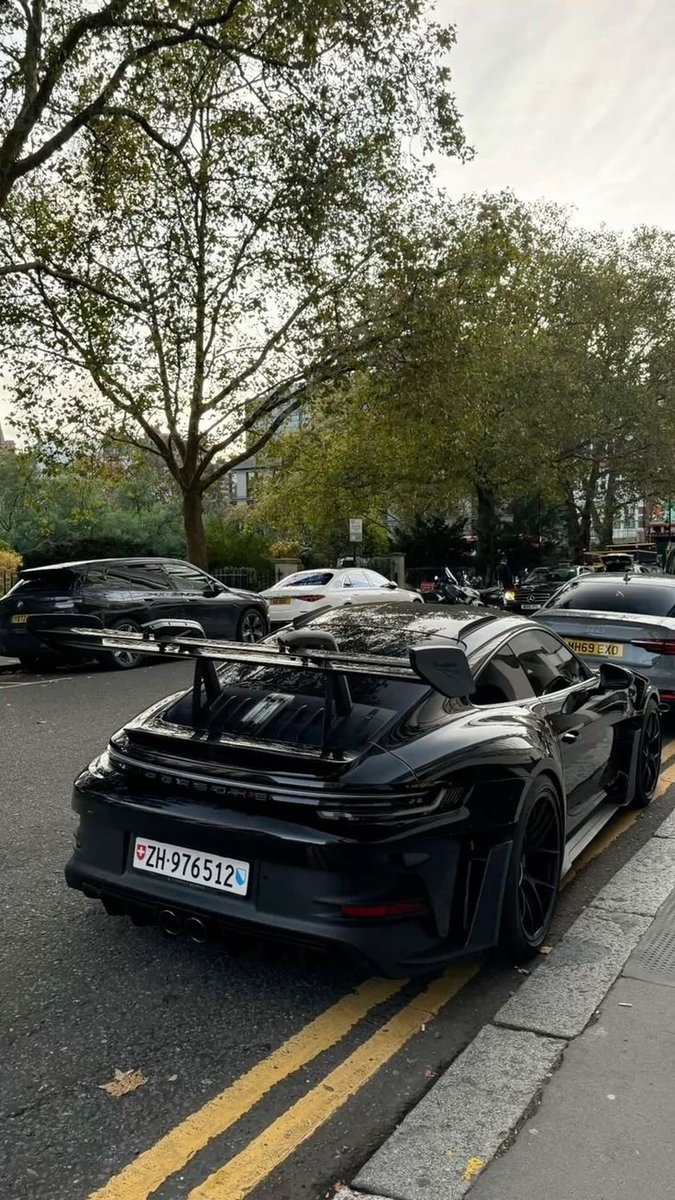 Elite Carsgasm (@elitecargasm) on Twitter photo 