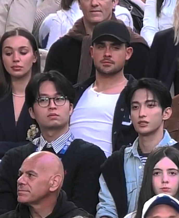 bestofhwi's tweet photo. the concept of dacre montgomery taking a photo of dk at the australian open... https://t.co/mOXurGzKTv
