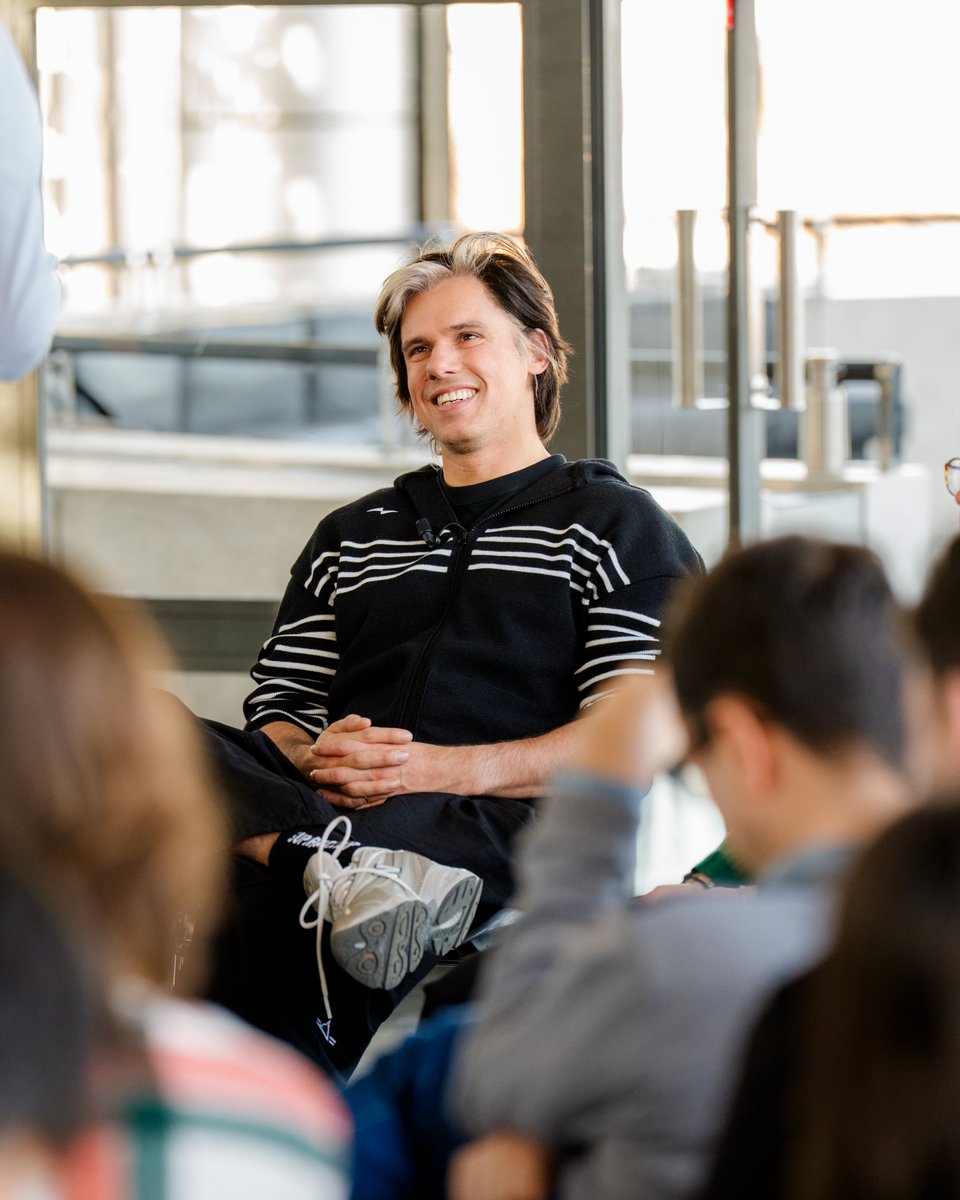 Le Papotin tweet media