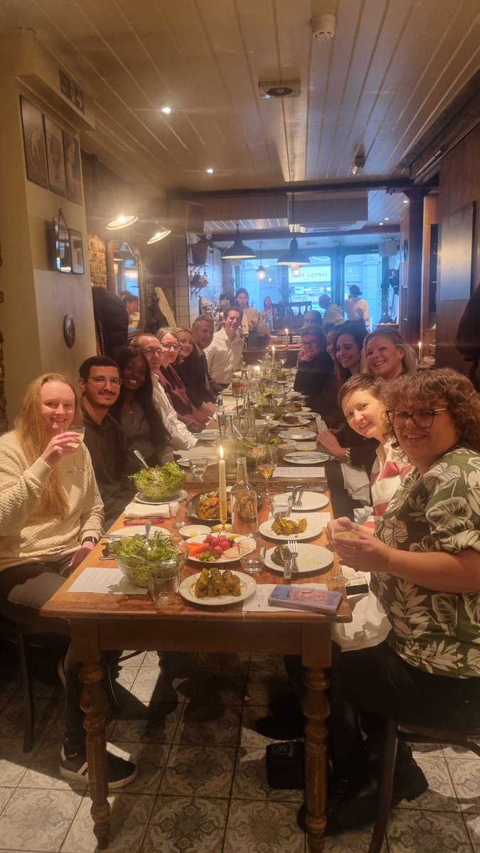 Applicaa tweet media