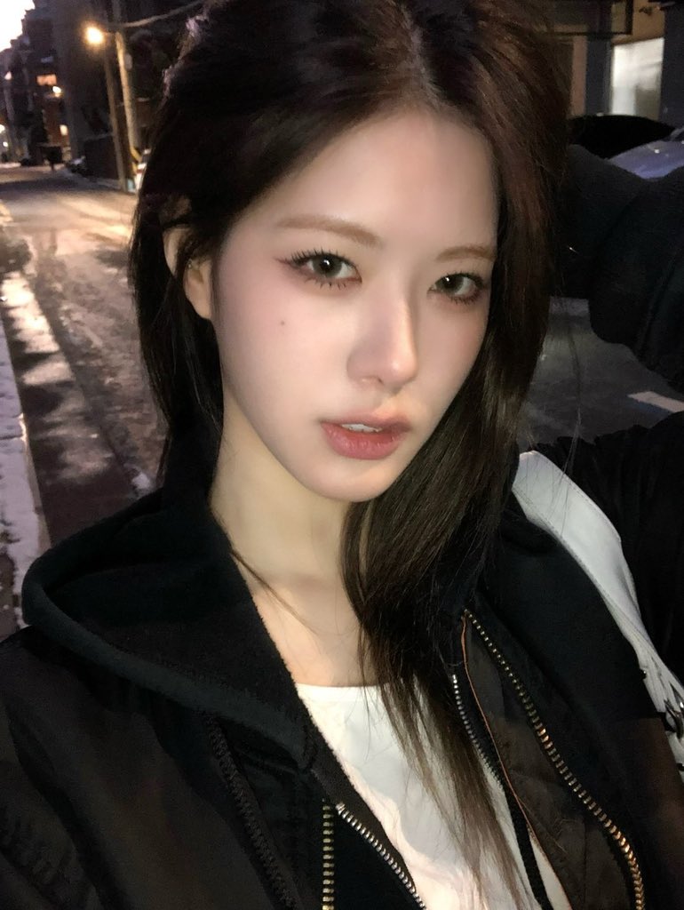 ifrahee's tweet photo. #라희 260202 플러스챗
#ifeye #이프아이 #RAHE https://t.co/XIDPnfFkMW