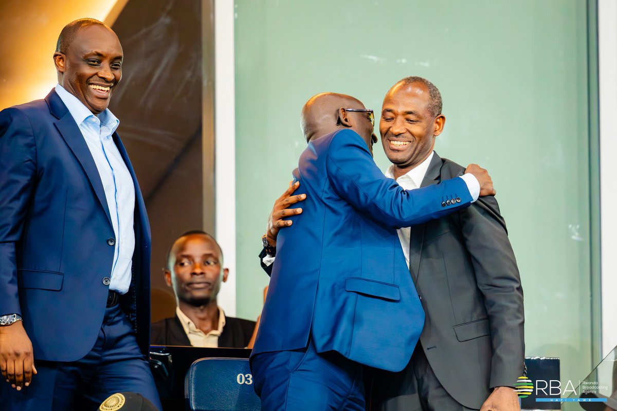 Dr. Dash tweet media