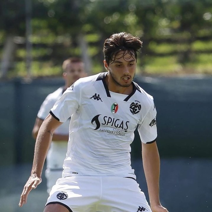 andrea_bovone_'s tweet photo. 🚨 #Sampdoria: Tutto fatto con lo #Spezia per lo scambio tra Alessandro #Bellemo e Edoardo #Soleri. Entrambi si trasferiscono con la formula del prestito con diritto di riscatto. L'attaccante ha svolto le visite mediche e ha già firmato il contratto.
#Calciomercato #SerieB https://t.co/aMZu1D1la4