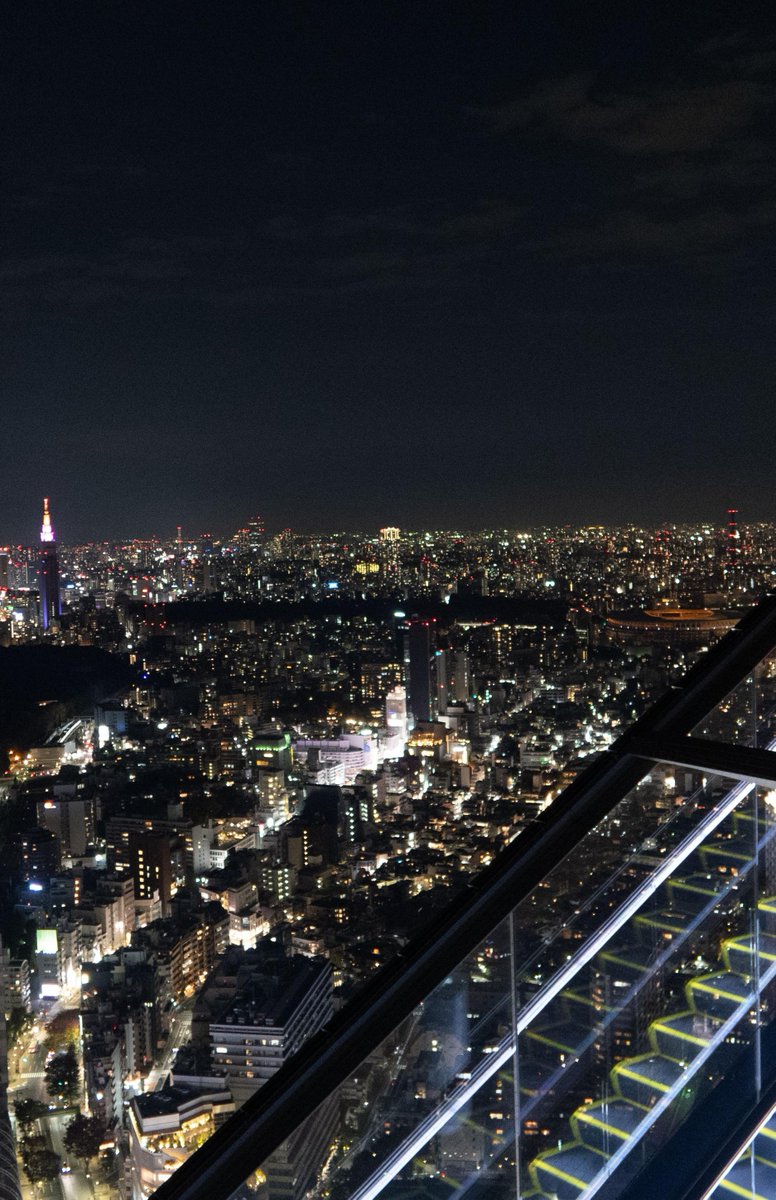 Weidee's tweet image. しょっぱい昨日 🐧